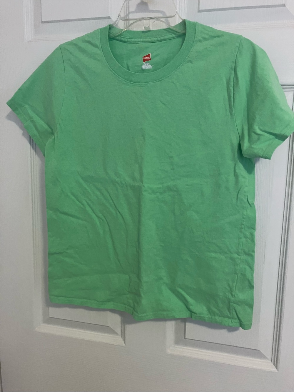 Hanes Large Classic Crewneck Tee